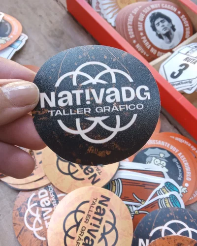 Stickers personalizados para tu banda (vinilo)