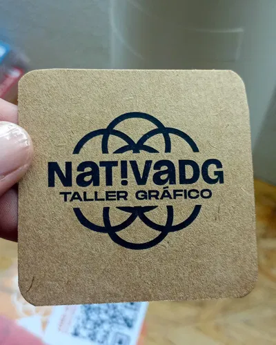 Tarjetas 6cm en Kraft con puntas redondeadas