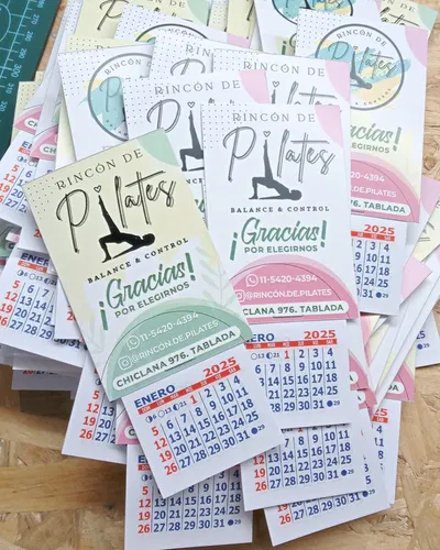 Calendarios -Almanaques 2026 - 6x9cm con iman pequeño al dorso