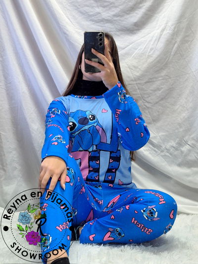 PIJAMA INVIERNO STITCH CELESTE Y AZUL