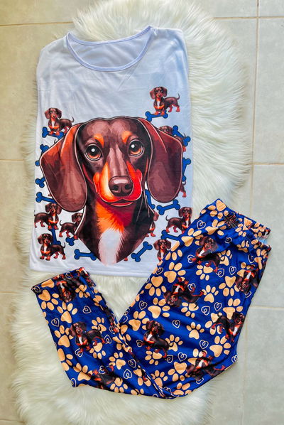 PIJAMA CURVY PERRO SALCHICHA