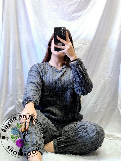 PIJAMA POLAR LISO DE ADULTO