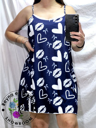 CAMISOLIN BESOS FONDO AZUL