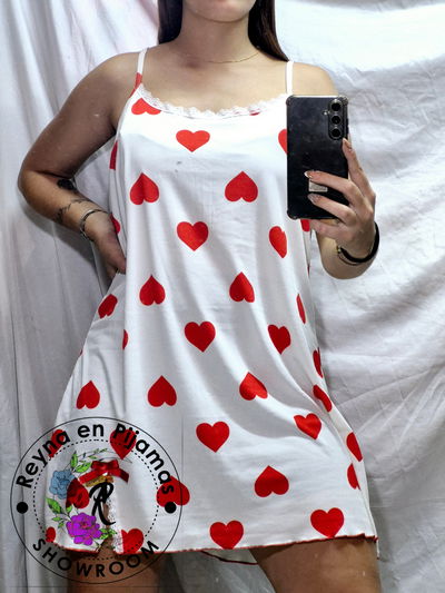 CAMISOLIN CORAZONES FONDO BLANCO