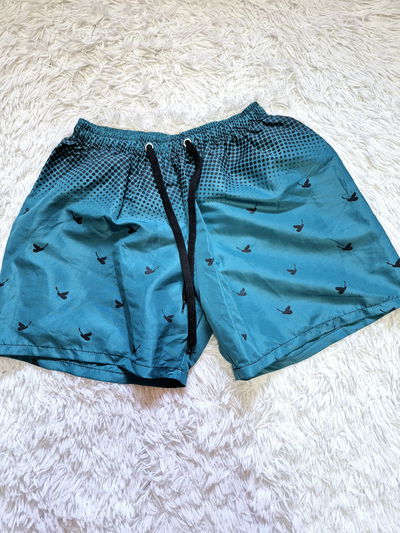 SHORT DE BAÑO HOMBRE PETROLEO