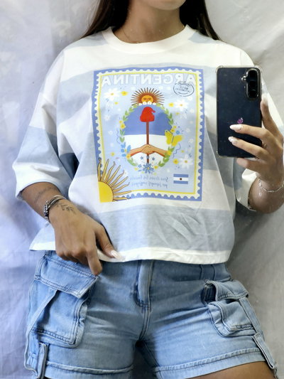 REMERA ARGENTINA RAYAS ESTAMPILLA