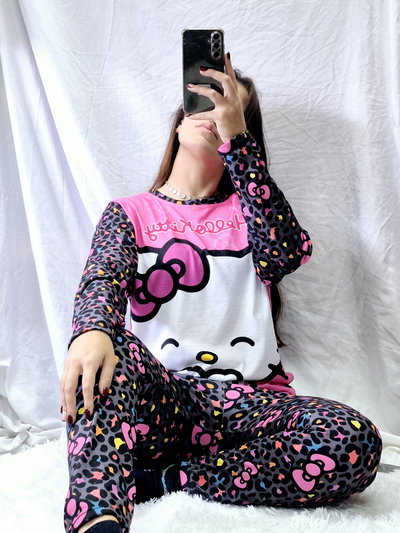 PIJAMA INVIERNO KITTY