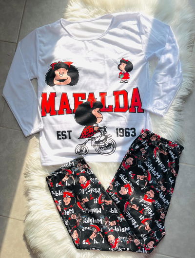 PIJAMA CURVY MAFALDA COLOR NEGRO