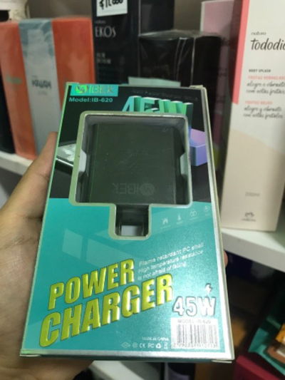 Cargador IBEK 45w cabezal tipo C más cable C a C