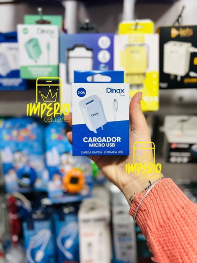 Cargador dinax v8 3A cable desmontable (blanco)