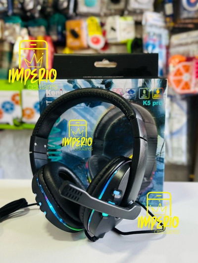 Auriculares GAMER K5 pro RGB con cable usb y auxiliar