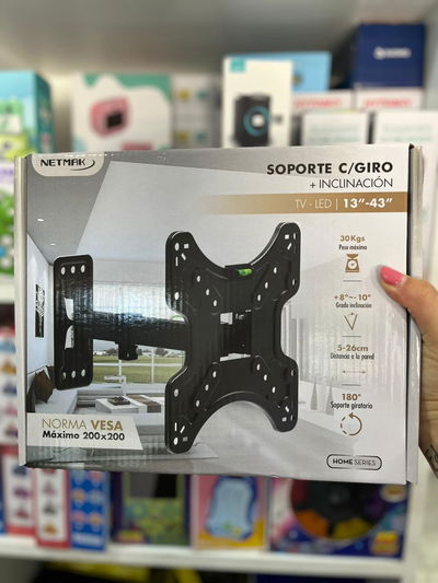 Soporte movil 13"-43" para TV marca netmark