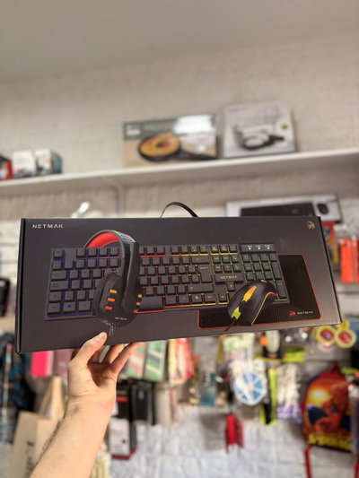 COMBO GAMER 4 en 1 TECLADO + MOUSE + AURICULAR + PAD NM-GC479