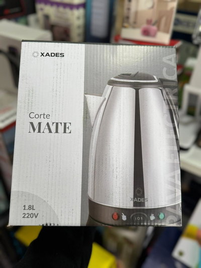 Pava electrica 1.8 Litros con corte mate XADES