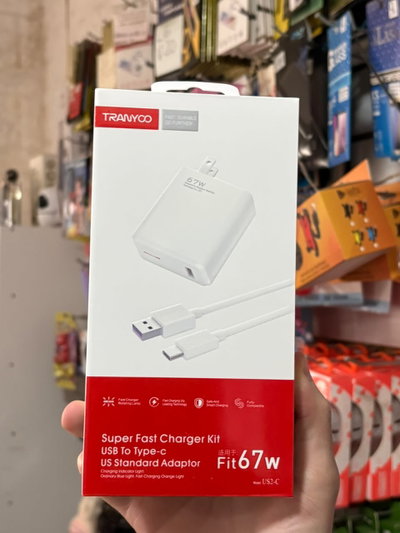 Cargador 67W con cable desmontable USB a Tipo C