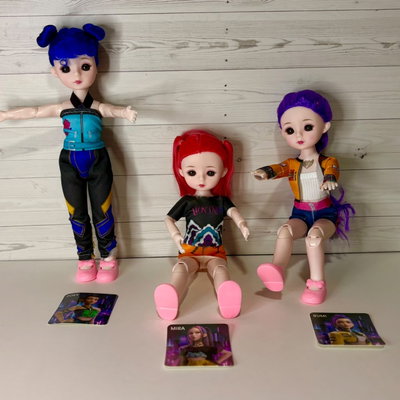 Guerreras K-pop Muñeca articulada con música