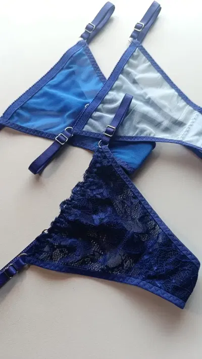 TANGAS AZULES