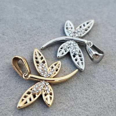 Dije Libélula calada con strass ●AQ●AD●