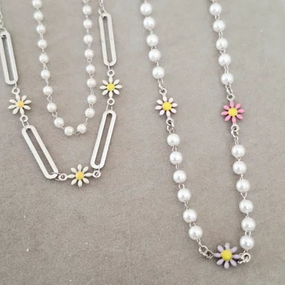 Collar Margaritas y Perlas ●AQ●