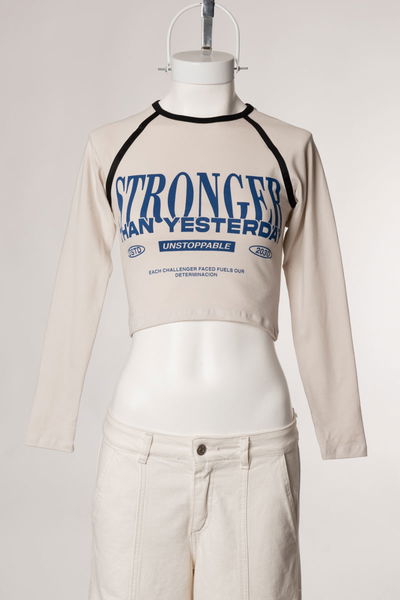 REMERA MANGA LARGA STRONGER