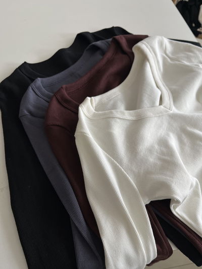 REMERA V PREMIUM LARGA MIA