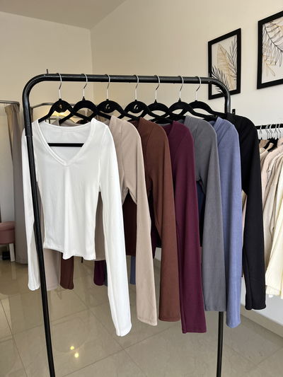 REMERA ESCOTE V TAO
