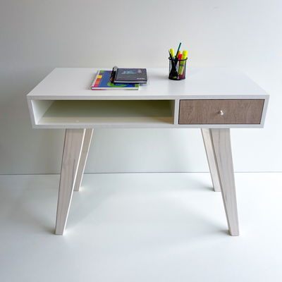 Escritorio nórdico 01