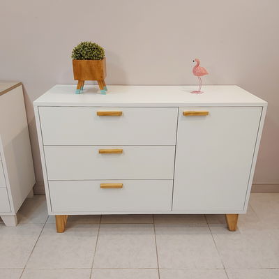 Bahiut nordico 02