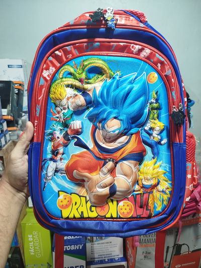 Mochila personajes Triple cierre 16 pulgadas 