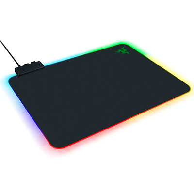 Mouse Pad Gaming Razer Firefly V2 Chroma RGB 255x355mm RZ02-03020100-R3U1