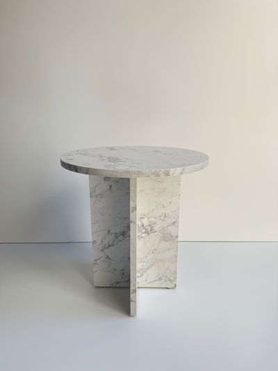 Mesa De Arrime Redonda Carrara Mdf 44cm X 47cm H