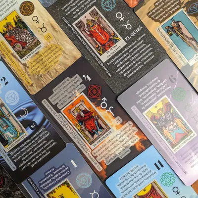 WITCHY CAULDRON TAROT ESPAÑOL EN STOCK