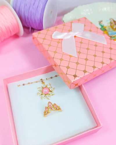 Kit Rapunzel Collar Sol + Anillo Corona 