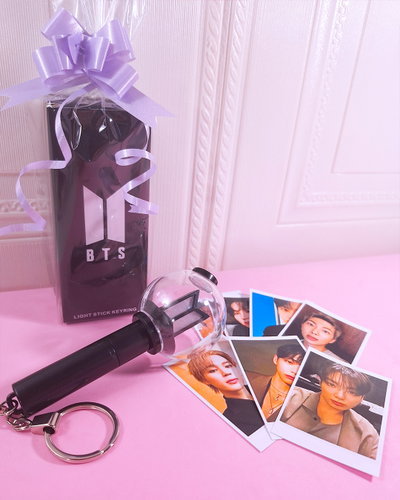 Llaver Army Bomb Ver. 4 BTS (Réplica Fiel) + 8 Mini Photocards