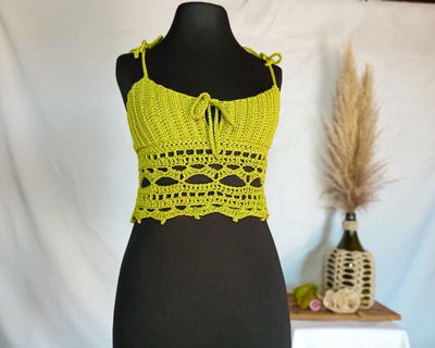 PRE-ORDER. Top Lilith