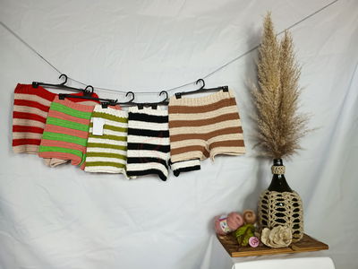 PRE-ORDER. Short Camelia 