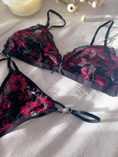 Conjunto Rose Bordo