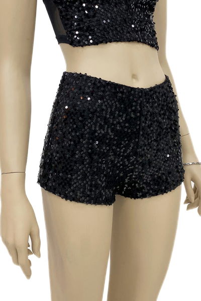SHORT DE LENTEJUELAS