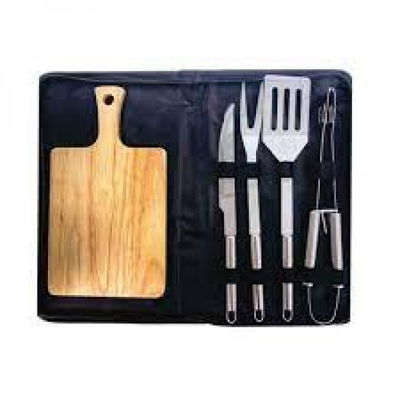 Set de asado x4 piezas más tabla en estuche negro