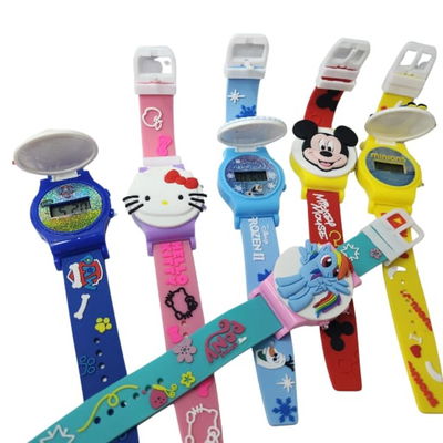 Reloj con tapita de personajes en blister surtido -DQ2322-