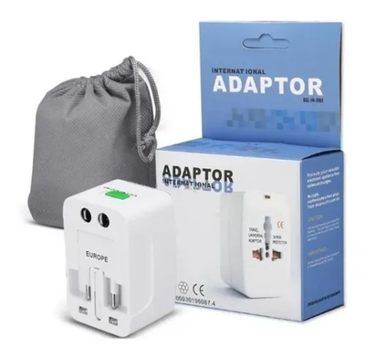 Adaptador viajero internacional en caja