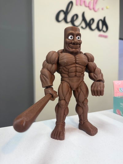 Muñeco meme GIANT TUNG TUNG MUSCULOSO italian brainrot  x1 unidad