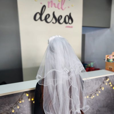 Vincha flores blancas con velo x1 unidad