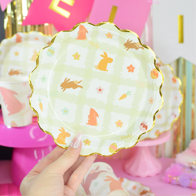 Plato conejitos borde dorado ondulado x10 unidades