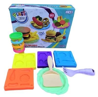 Masa con moldes de comida PLASTI KIDS en caja