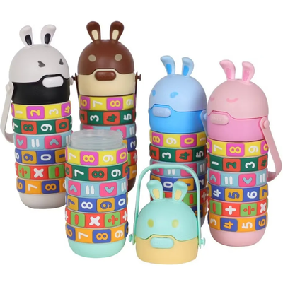 Botella infantil CON NÚMEROS Y TABLA EDUCATIVA 520ml. 