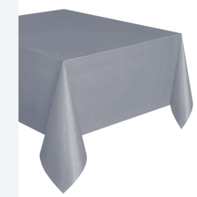 Mantel plástico MATTE PLATEADO 137cm x 183cm