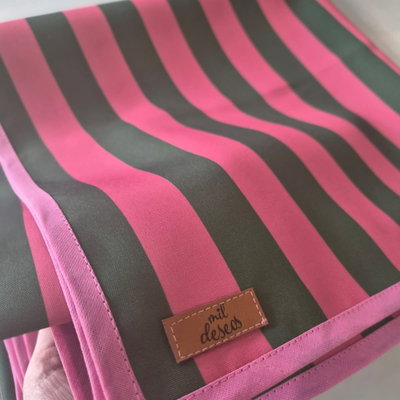 Mantel gabardina antimancha impermeable GRANDE VERDE Y ROSA 1,45mts x 2,60mts
