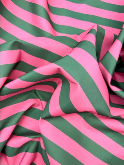 Mantel gabardina antimancha impermeable GRANDE VERDE Y ROSA 1,45mts x 2,60mts