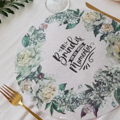 Plato de sitio de papel Brindis por los buenos momentos x20 unidades